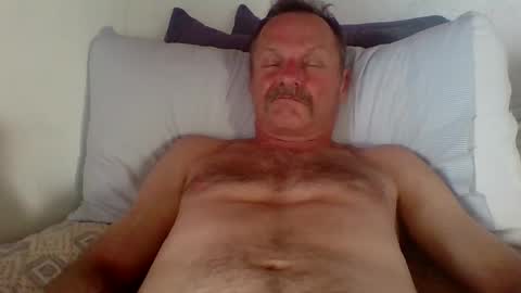 Snapshot of steviehard7 chatting on 10.01.25 steviehard7 online show from 10.01.25