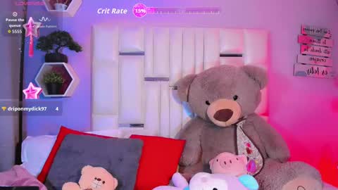 Steisee Reyes online show from 10.18.25