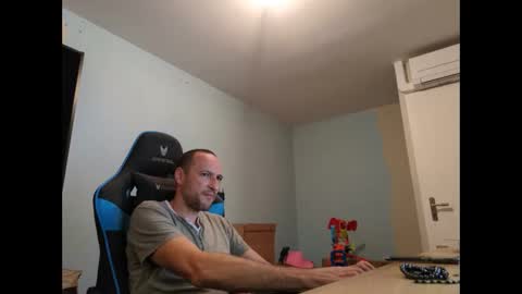 stickolive1 online show from 09.17.25