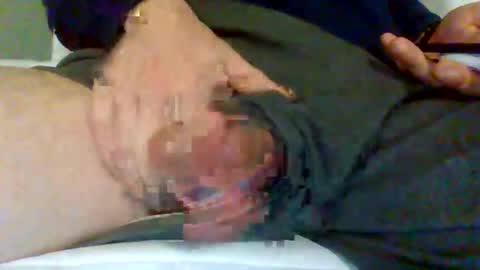 Snapshot of stickylittletoes chatting on 03.31.26 Wakeandbaked online show from 03.31.26