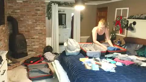 Stickywethoney online show from 04.18.26