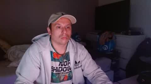 Axel online show from 02.08.26