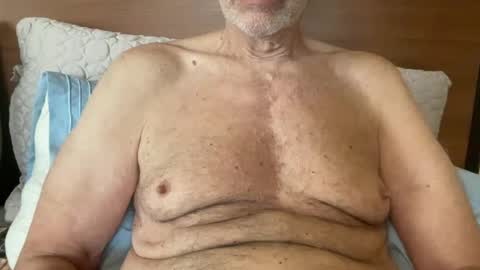 Snapshot of stillbad2 chatting on 03.31.26 Stillbad2 online show from 03.31.26