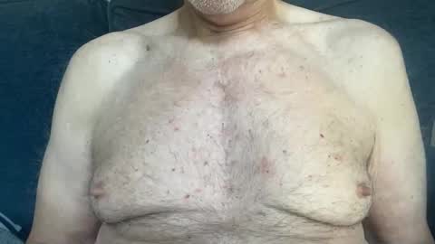 Snapshot of stillbad2 chatting on 04.11.26 Stillbad2 online show from 04.11.26