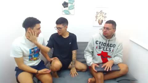 Snapshot of stivendreams chatting on 12.06.24 friends online show from 12.06.24