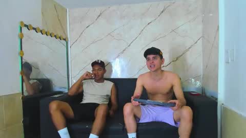 Snapshot of stivendreams chatting on 11.09.25 friends online show from 11.09.25