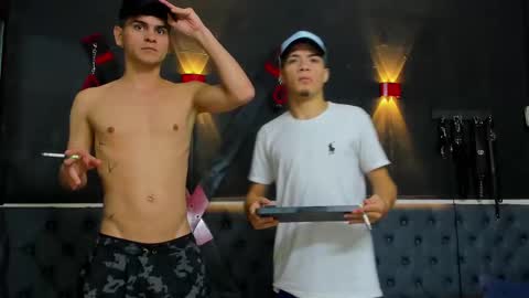 Snapshot of stivendreams chatting on 11.21.25 friends online show from 11.21.25