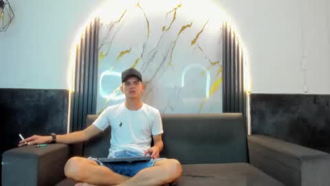 friends online show from 02.08.26