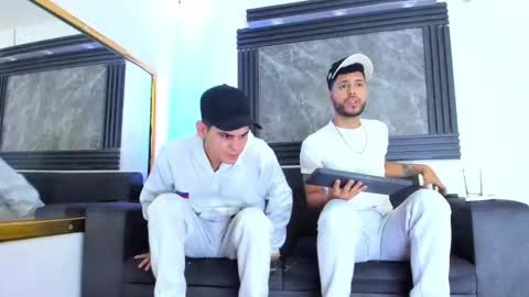 friends online show from 02.14.26