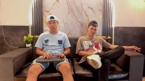 friends online show from 03.31.26