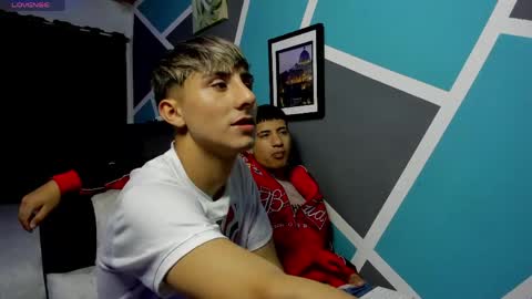 Stiven  online show from 04.17.26