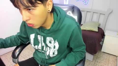 Snapshot of stiwentwink chatting on 09.26.25 Stiwen online show from 09.26.25