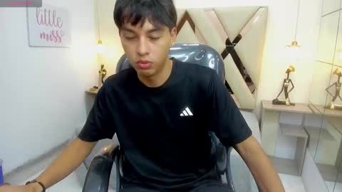 Stiwen online show from 03.13.26