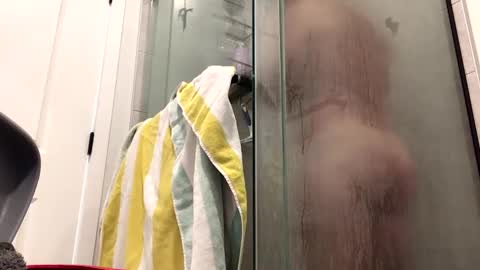 Snapshot of stlhotwifeguy chatting on 12.11.24 stlhotwifeguy online show from 12.11.24