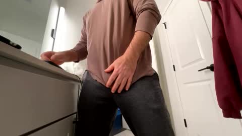 Snapshot of stlhotwifeguy chatting on 12.21.25 stlhotwifeguy online show from 12.21.25