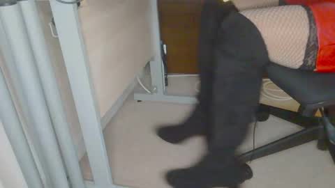 stockings_stockings online show from 05.06.26