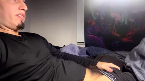 Snapshot of stoneinthesword chatting on 01.11.25 stoneinthesword online show from 01.11.25