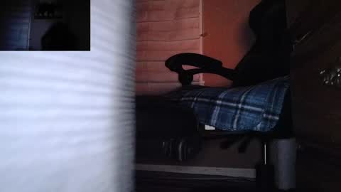 Snapshot of stoner394 chatting on 01.26.25 stoner394 online show from 01.26.25