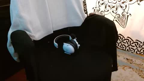 Stonerbear42 online show from 01.12.26