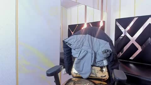 Snapshot of stonne69 chatting on 03.12.25 stonne69 online show from 03.12.25