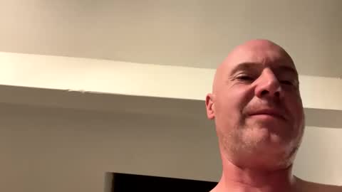 Stoodley22 online show from 04.07.26