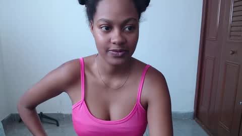 Snapshot of stormihills chatting on 02.17.26 Sweety Stormi online show from 02.17.26