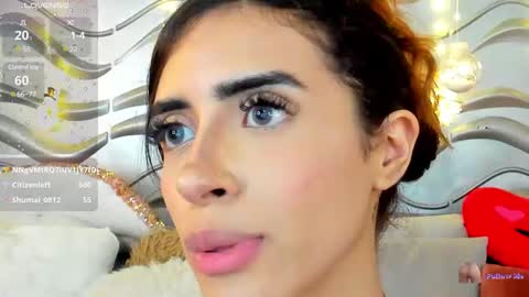 Snapshot of stormirusso chatting on 12.07.24 Mar online show from 12.07.24