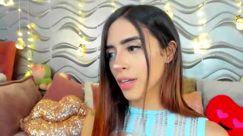 Snapshot of stormirusso chatting on 12.20.24 Mar online show from 12.20.24