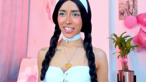 Snapshot of stormirusso chatting on 03.01.25 Mar online show from 03.01.25