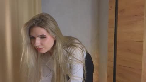 Luna online show from 11.18.25