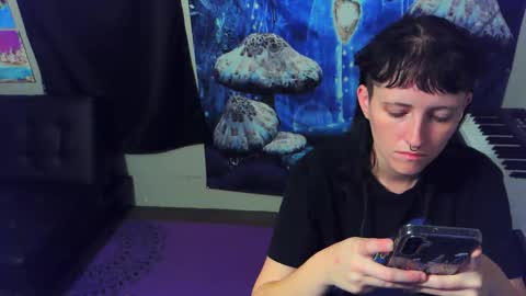 Snapshot of stormythunder chatting on 10.31.25 Stormythunder online show from 10.31.25