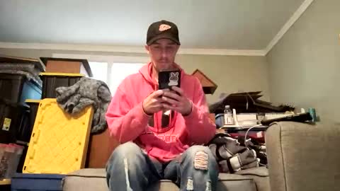 Snapshot of str33twyz3 chatting on 10.16.25 Streetwyze online show from 10.16.25