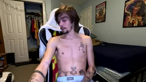 Snapshot of str8whiteboy21 chatting on 12.13.24 str8whiteboy21 online show from 12.13.24