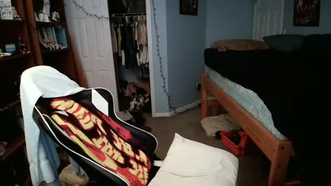 Snapshot of str8whiteboy21 chatting on 02.04.25 str8whiteboy21 online show from 02.04.25