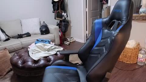 Snapshot of str8whiteboy21 chatting on 09.23.25 str8whiteboy21 online show from 09.23.25