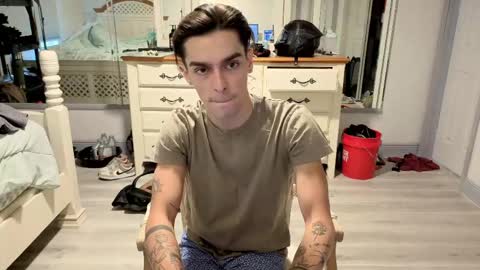 str8whiteboy21 online show from 05.15.26