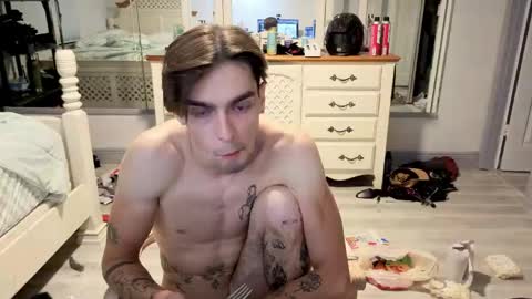 str8whiteboy21 online show from 05.19.26