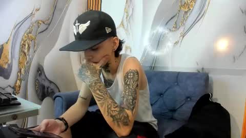 Snapshot of straightboy_nick chatting on 09.23.25 NICK online show from 09.23.25