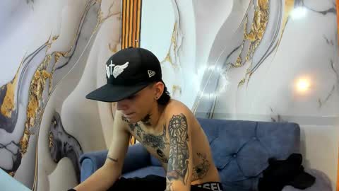 Snapshot of straightboy_nick chatting on 09.30.25 NICK online show from 09.30.25