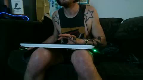 straitpipermann22 online show from 12.16.25