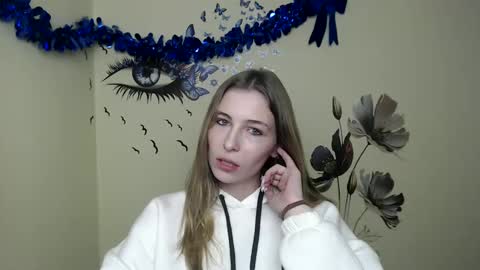 Snapshot of stranger_giirl chatting on 01.11.25 Amalia online show from 01.11.25