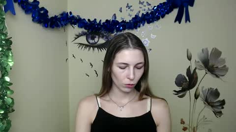 Snapshot of stranger_giirl chatting on 01.15.25 Amalia online show from 01.15.25