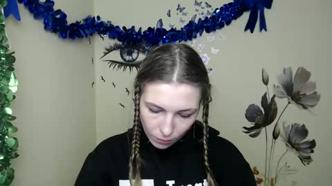 Snapshot of stranger_giirl chatting on 01.16.25 Amalia online show from 01.16.25