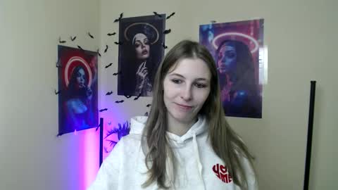 Snapshot of stranger_giirl chatting on 11.10.25 Amalia online show from 11.10.25