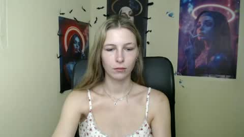 Snapshot of stranger_giirl chatting on 07.03.26 Amalia online show from 07.03.26