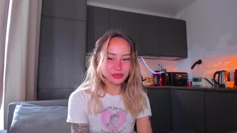 Tati and Lola online show from 09.27.25