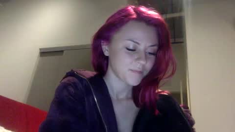 Ruby Moon online show from 02.06.25