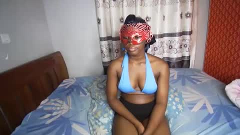 streetlioness online show from 09.11.25