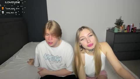 Snapshot of streis_mua chatting on 10.13.25 Streis open pvt online show from 10.13.25