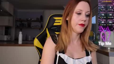 Snapshot of stripmequick chatting on 01.28.25 Amorina online show from 01.28.25